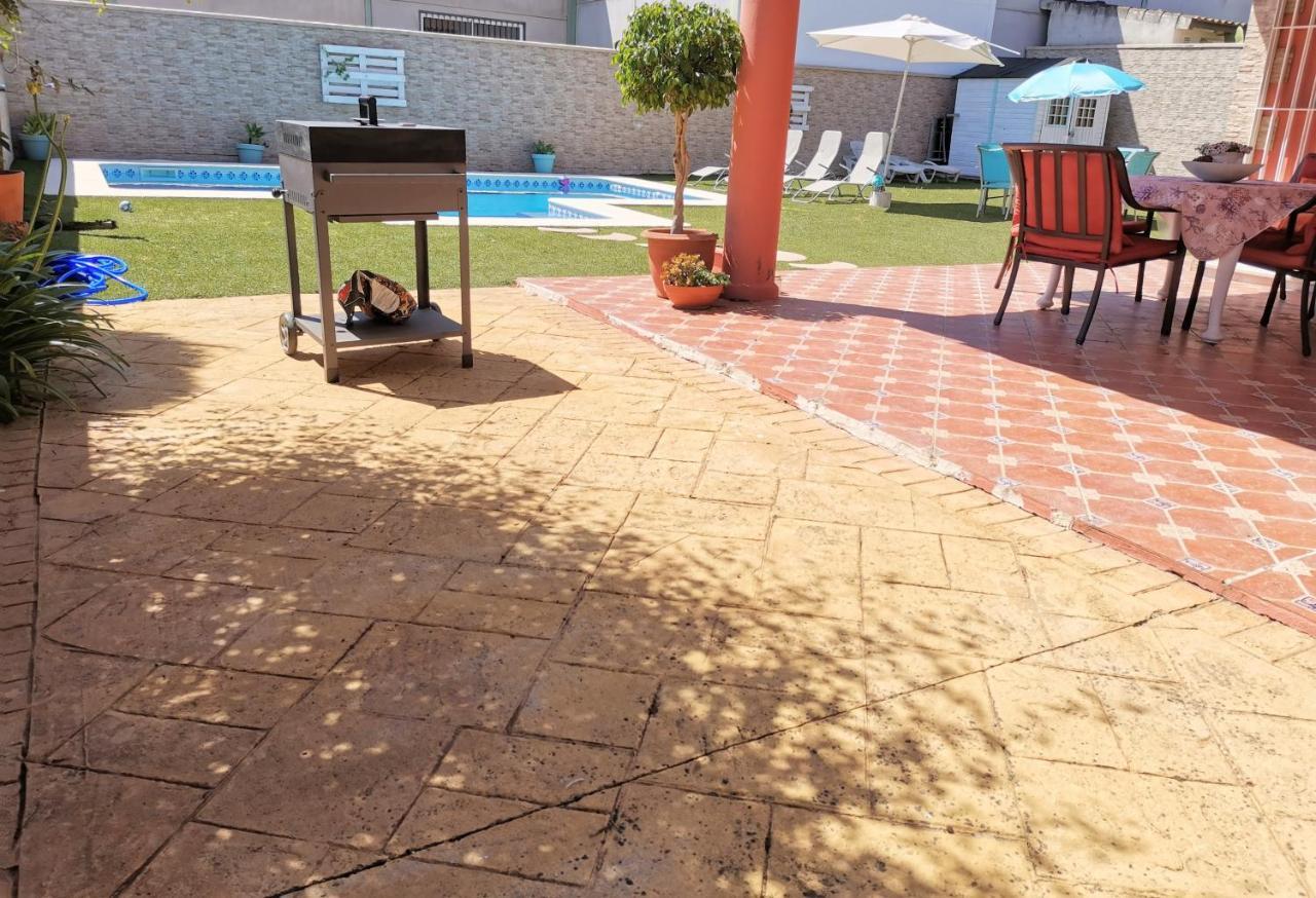 El Capricho De Espartinas Bagian luar foto