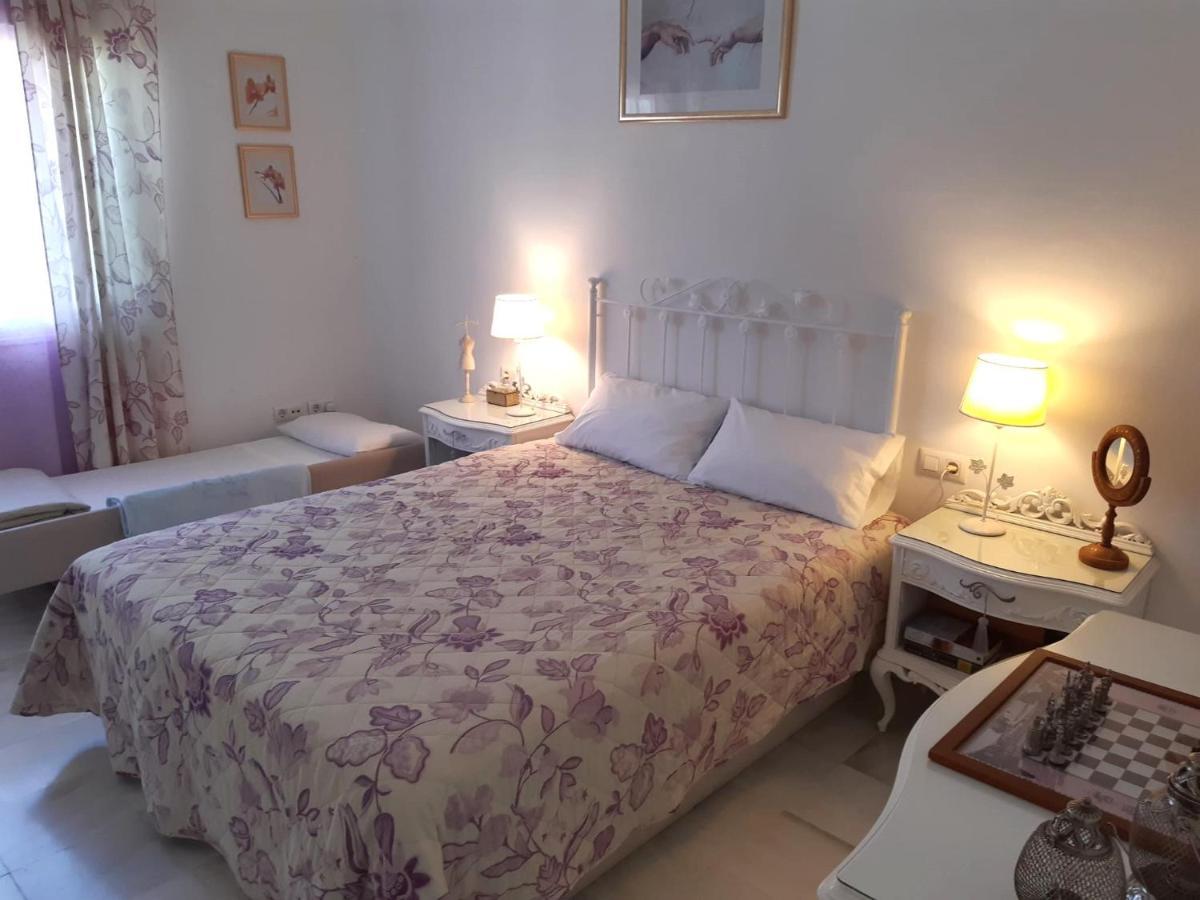 El Capricho De Espartinas Bagian luar foto